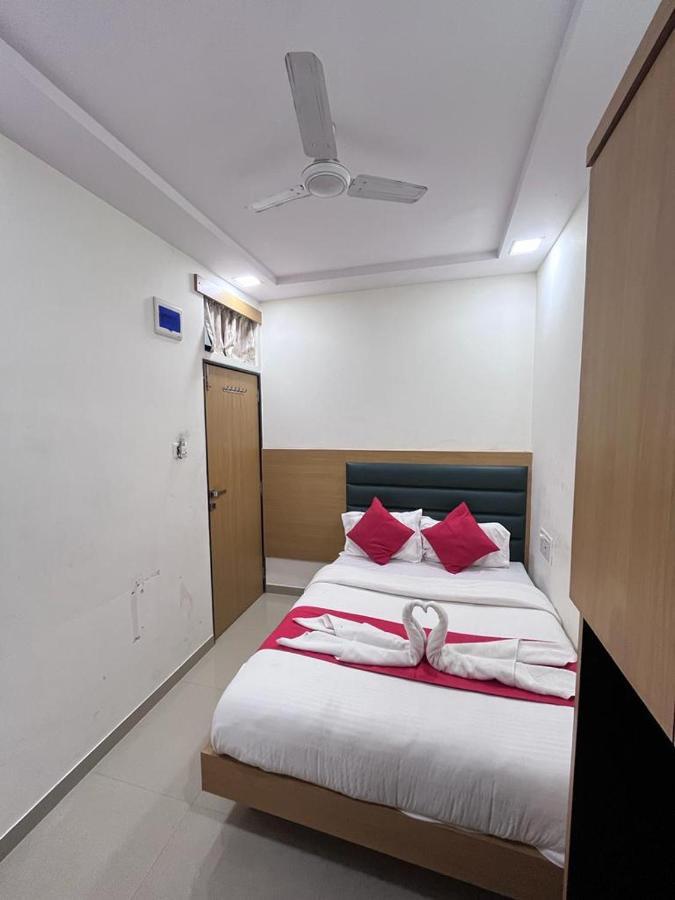 Hotel Sai Grand Residency Mumbai Exteriör bild